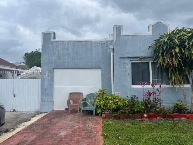 315 SW 63rd Ave, Miami, FL 33144