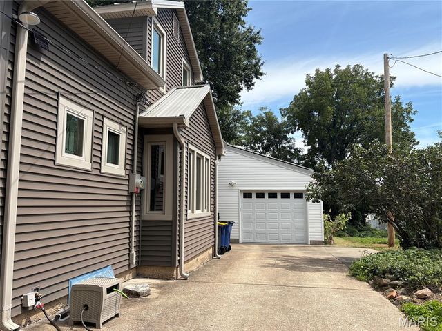 310 Hooker Street, Washington, MO 63090