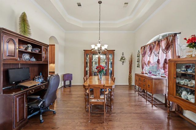 30827 Legends Trace Drive, Spring, TX 77386