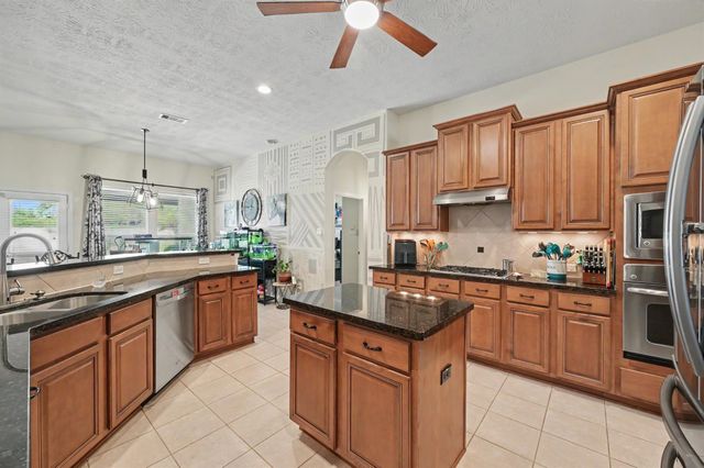 30827 Legends Trace Drive, Spring, TX 77386