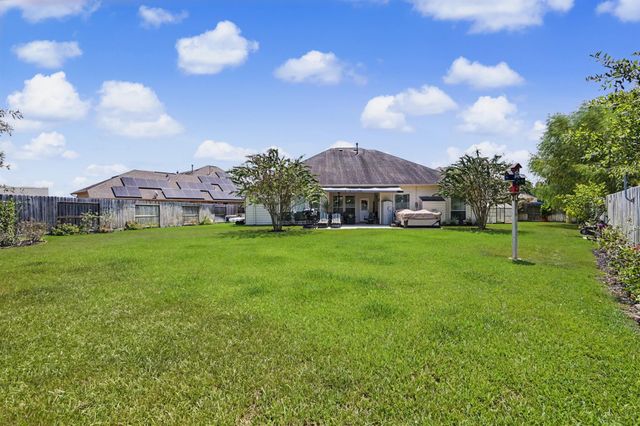 30827 Legends Trace Drive, Spring, TX 77386