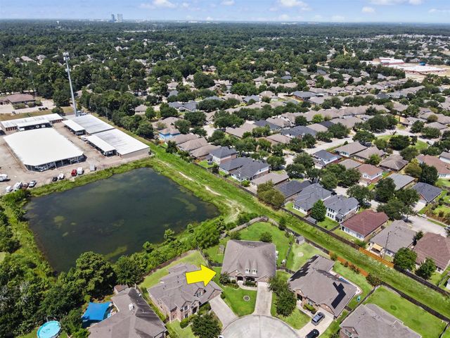 30827 Legends Trace Drive, Spring, TX 77386