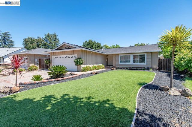 583 Covington Way, Livermore, CA 94551
