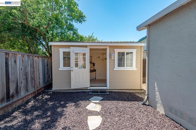 583 Covington Way, Livermore, CA 94551