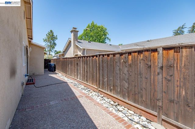 583 Covington Way, Livermore, CA 94551