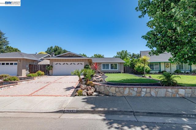 583 Covington Way, Livermore, CA 94551