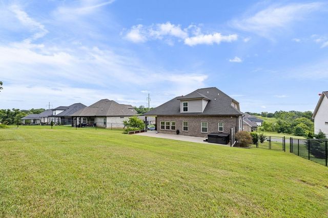 147 Enoch Way, Gallatin, TN 37066