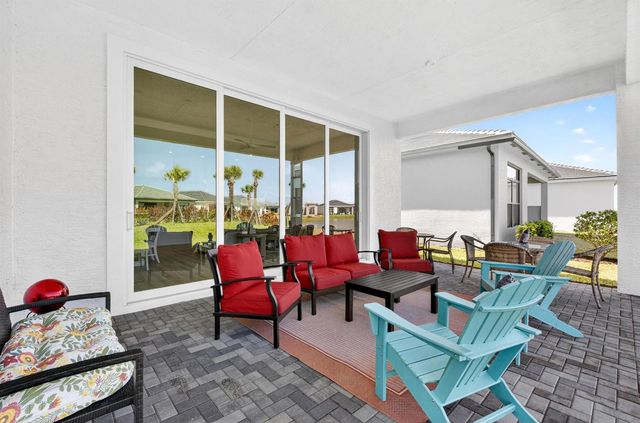 8629 SW Cantante Way, Port St. Lucie, FL 34987