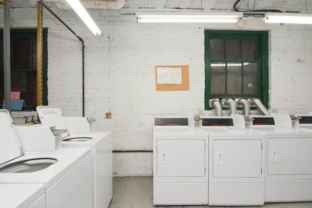 3267 W Wrightwood Avenue 1Y, Chicago, IL 60647