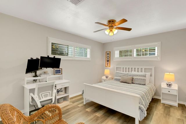 90 Harbour Lane, Coldspring, TX 77331