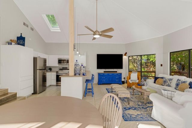 90 Harbour Lane, Coldspring, TX 77331