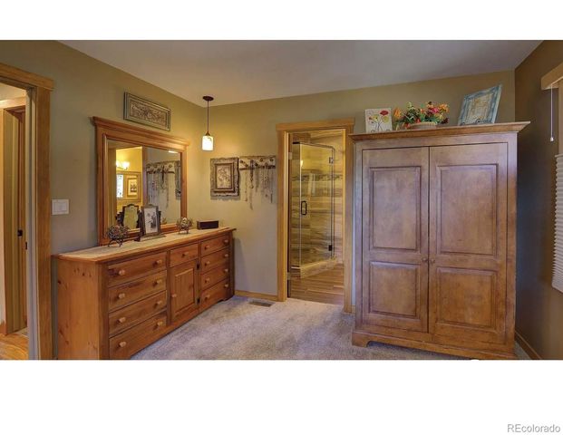 1062 Pine Knoll Drive, Estes Park, CO 80517