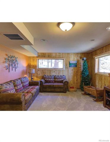 1062 Pine Knoll Drive, Estes Park, CO 80517