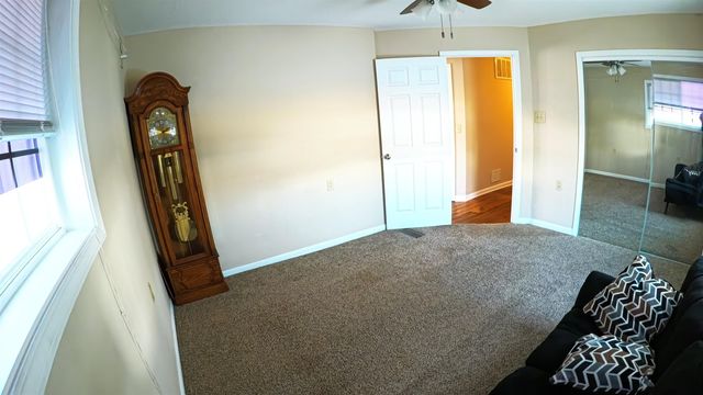 1435 S Sabin St, Wichita, KS 67209