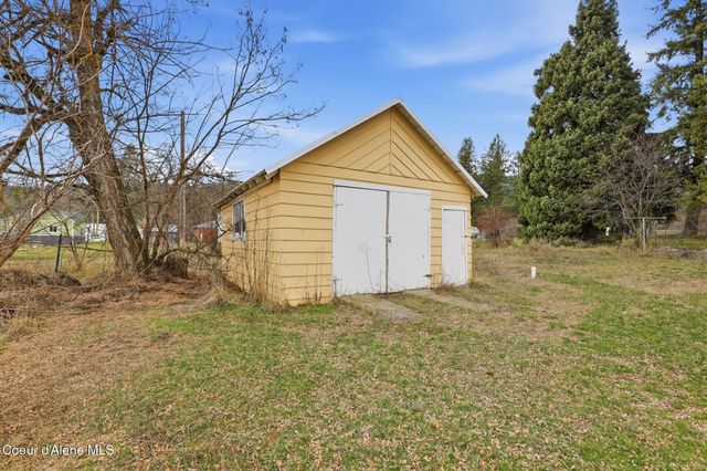 15867 N Roosevelt St, Rathdrum, ID 83858