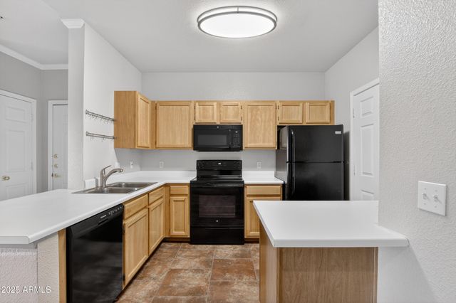 5401 E VAN BUREN Street 2076, Phoenix, AZ 85008