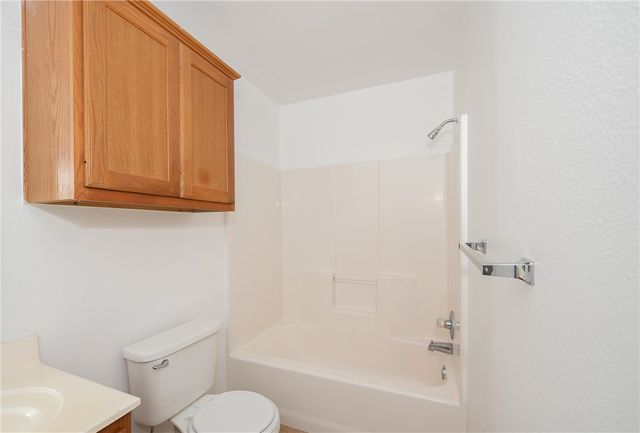 1705 Rock Hollow Loop, Bryan, TX 77807