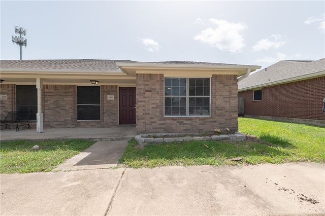 1705 Rock Hollow Loop, Bryan, TX 77807