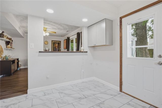 4949 Halwell DR, Virginia Beach, VA 23464