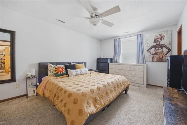 4949 Halwell DR, Virginia Beach, VA 23464