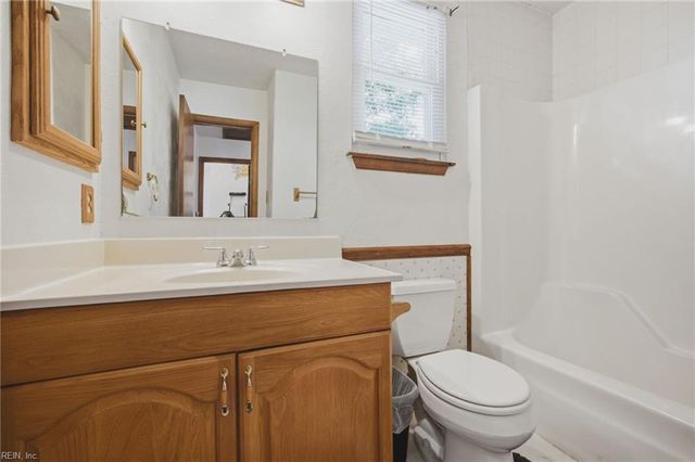 4949 Halwell DR, Virginia Beach, VA 23464