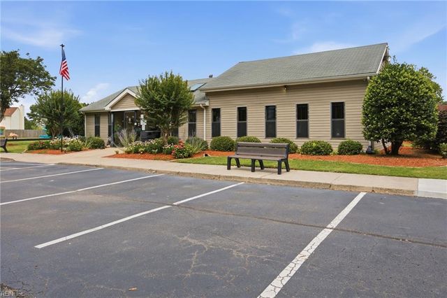 4949 Halwell DR, Virginia Beach, VA 23464