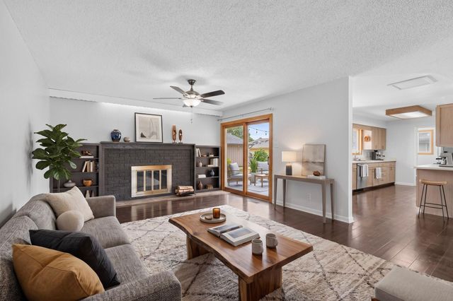 1141 Western Meadows Road NW, Albuquerque, NM 87114