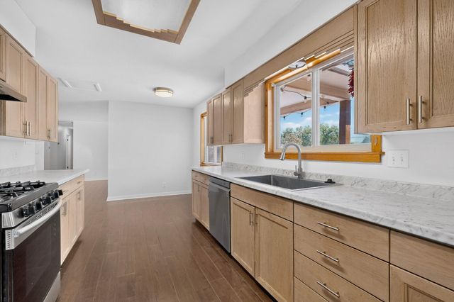 1141 Western Meadows Road NW, Albuquerque, NM 87114