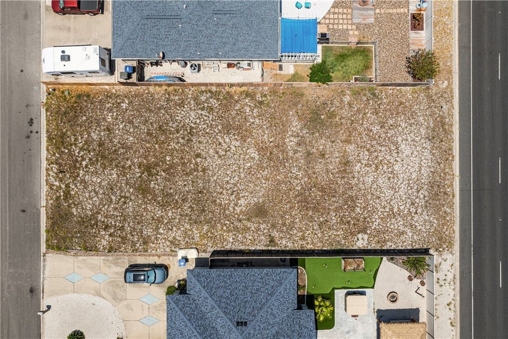 13706 Captain Kidd Dr, Corpus Christi, TX 78418 — photo 3