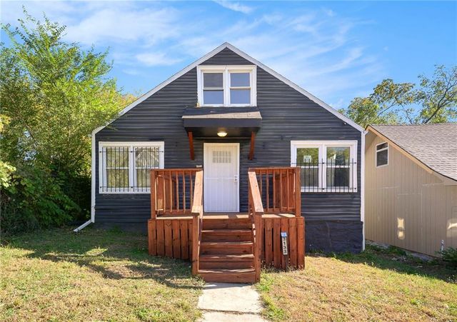 3133 Chelsea Avenue, Kansas City, MO 64128