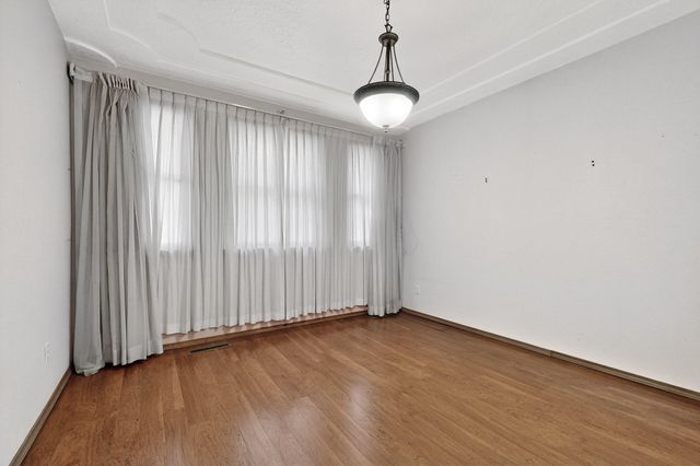 507 Zartman Road SW, Albuquerque, NM 87105