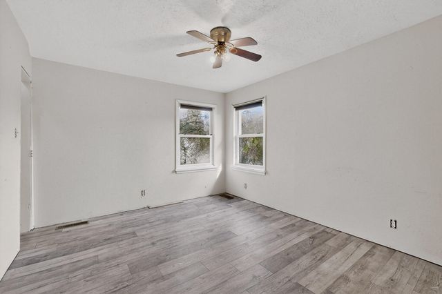 507 Zartman Road SW, Albuquerque, NM 87105