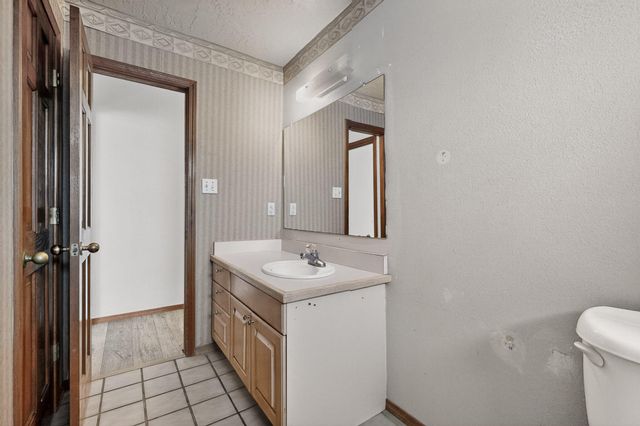 507 Zartman Road SW, Albuquerque, NM 87105