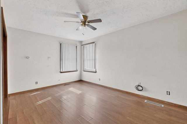 507 Zartman Road SW, Albuquerque, NM 87105