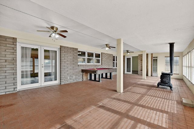 507 Zartman Road SW, Albuquerque, NM 87105