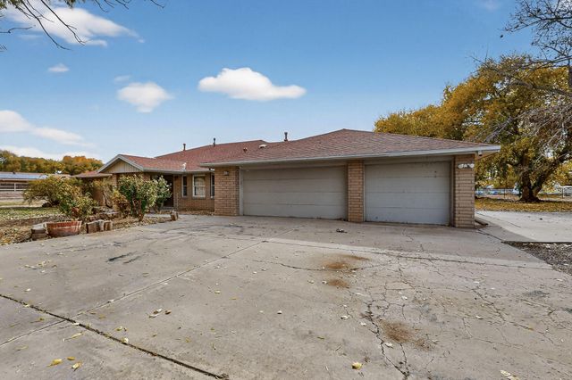 507 Zartman Road SW, Albuquerque, NM 87105