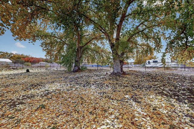 507 Zartman Road SW, Albuquerque, NM 87105