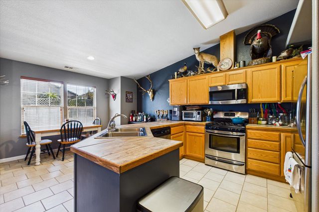 1845 Thelma Street, Fortuna, CA 95540