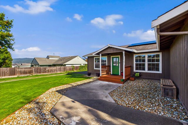 1845 Thelma Street, Fortuna, CA 95540