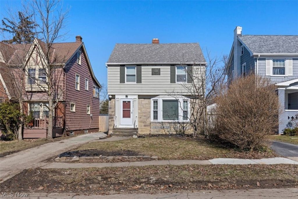 3545 Nordway Road, Cleveland Heights, OH 44118
