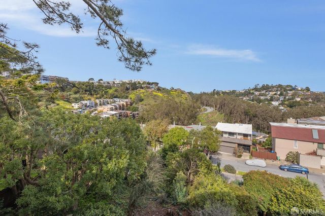 162 Stillings Avenue, San Francisco, CA 94131