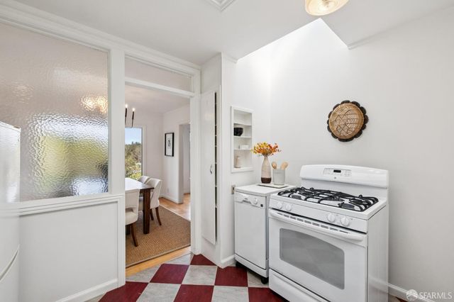 162 Stillings Avenue, San Francisco, CA 94131