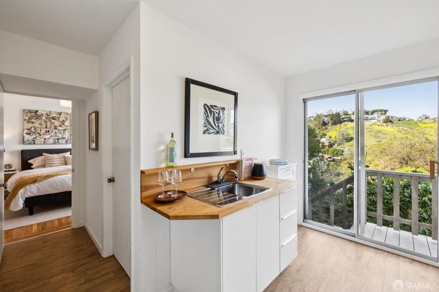 162 Stillings Avenue, San Francisco, CA 94131