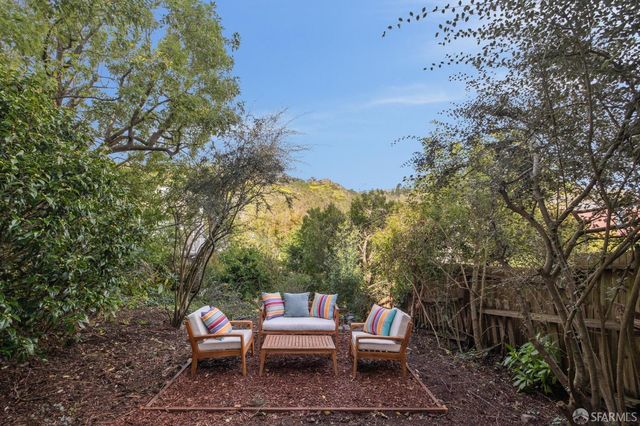 162 Stillings Avenue, San Francisco, CA 94131