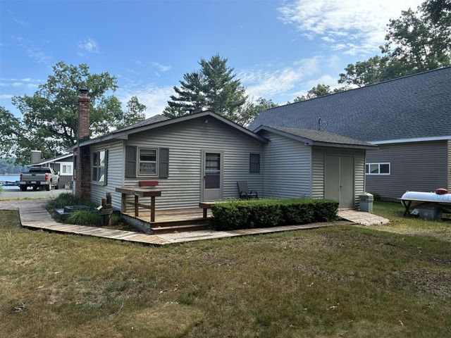 8376 W Pine Grove Beach Drive, Baldwin, MI 49304