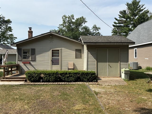 8376 W Pine Grove Beach Drive, Baldwin, MI 49304