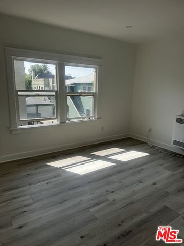 5347 Monroe Street 6, Los Angeles, CA 90038