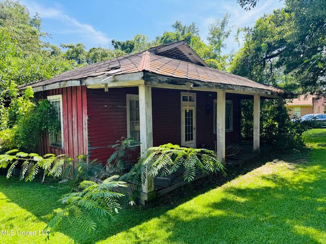 1117 Martin Luther King Jr Street, Natchez, MS 39120