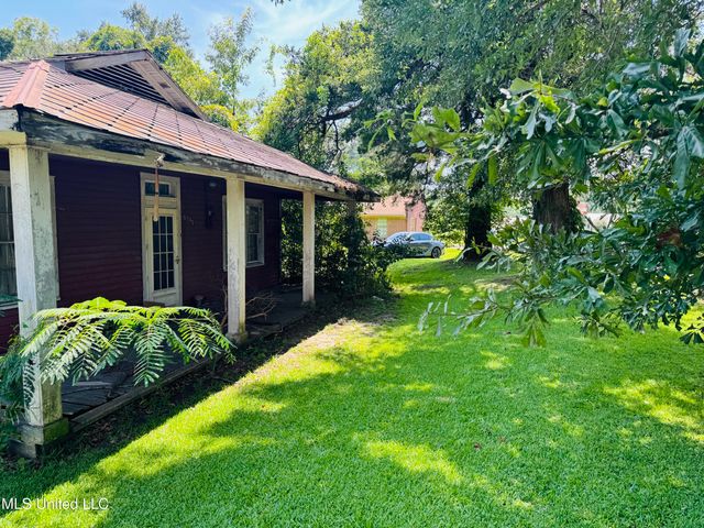 1117 Martin Luther King Jr Street, Natchez, MS 39120