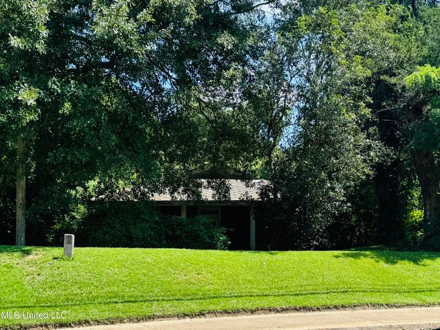 1117 Martin Luther King Jr Street, Natchez, MS 39120